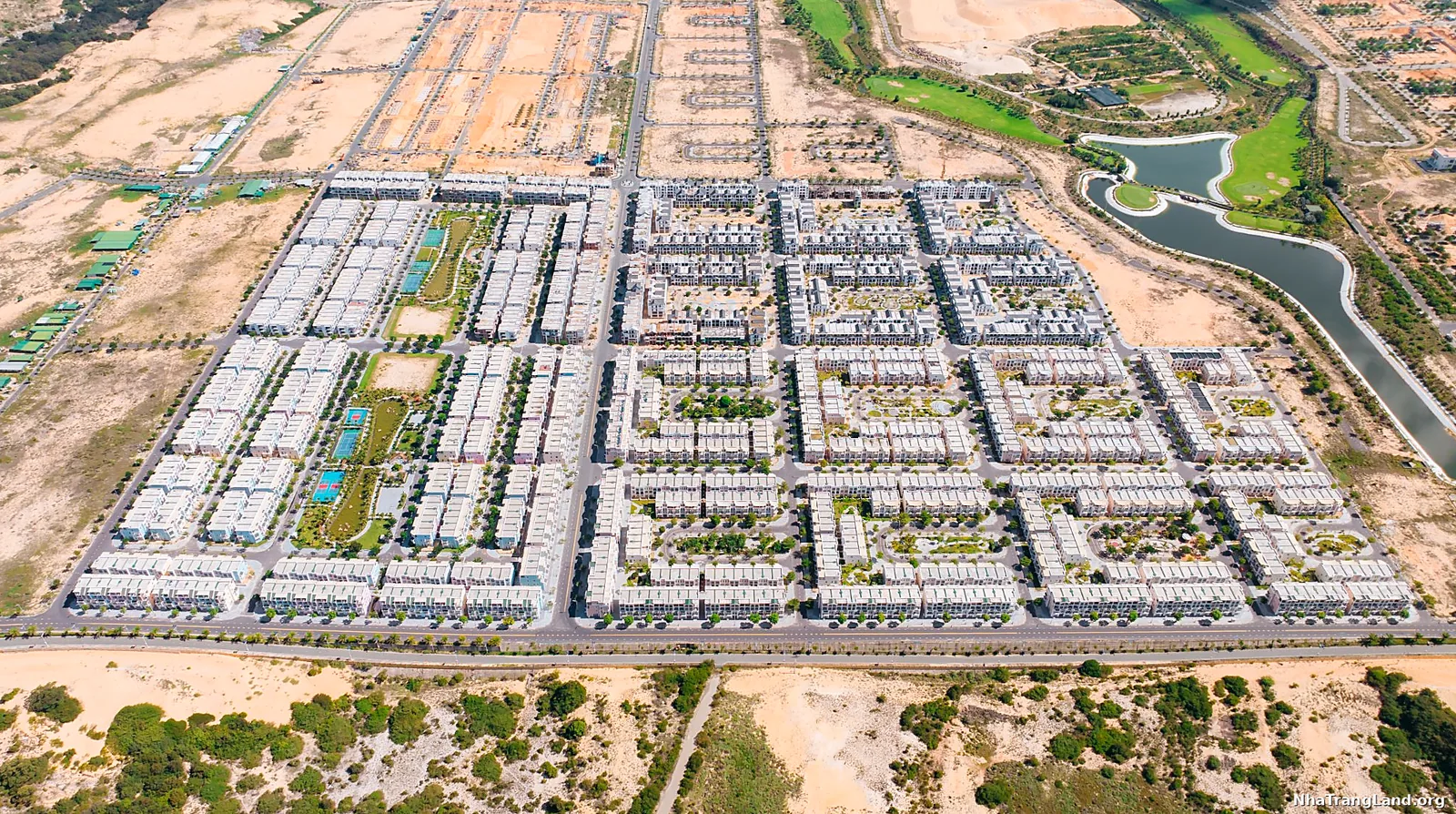 Toàn cảnh phân khu Para Sol Cam Ranh nhìn từ flycam